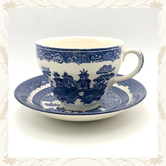 Vintage Johnson Brothers "Willow" Blue & White Teacup & Saucer Set - Picture 1 of 10